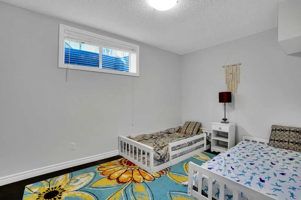 74 Cranleigh Green SE Calgary AB T3M 1J2