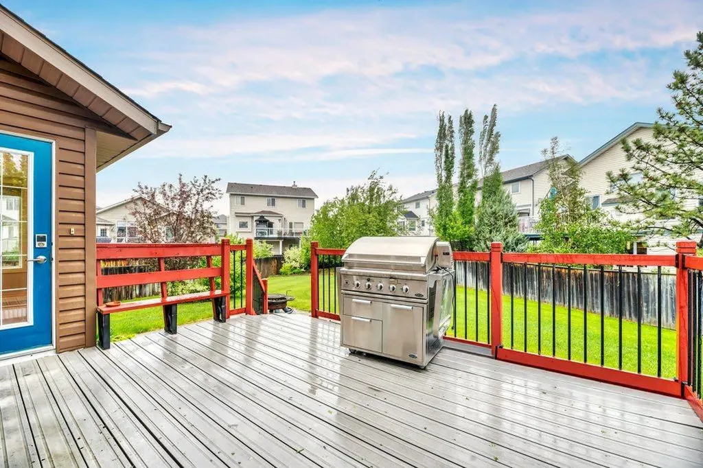 151 Cove Place Chestermere AB T1X 1J6