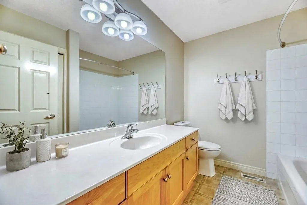 151 Cove Place Chestermere AB T1X 1J6