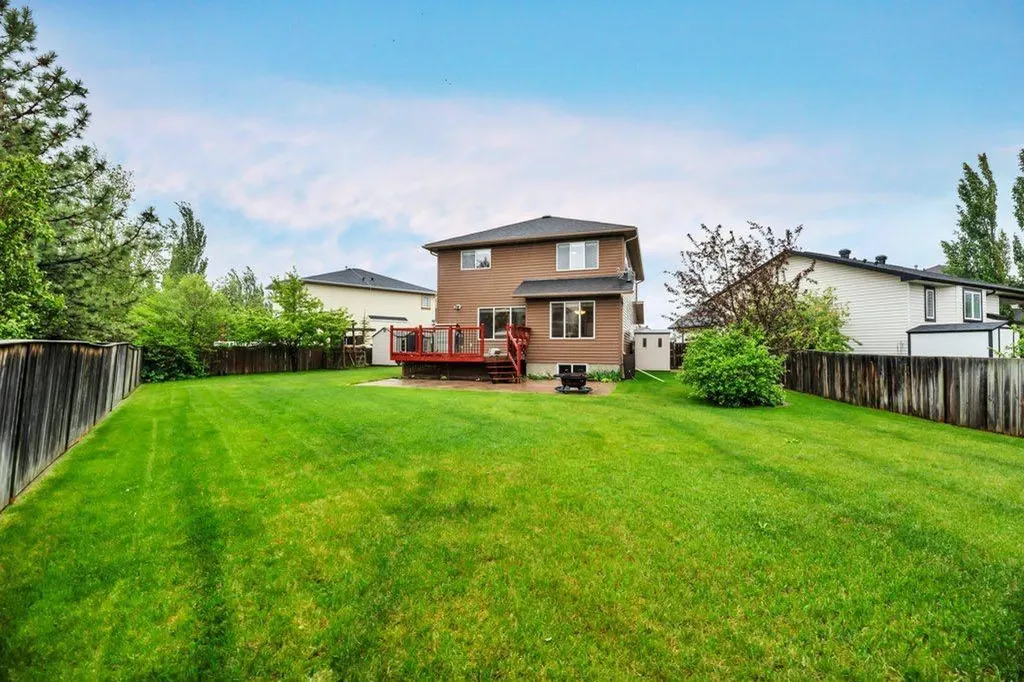 151 Cove Place Chestermere AB T1X 1J6