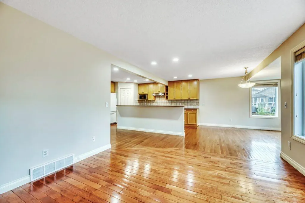 151 Cove Place Chestermere AB T1X 1J6