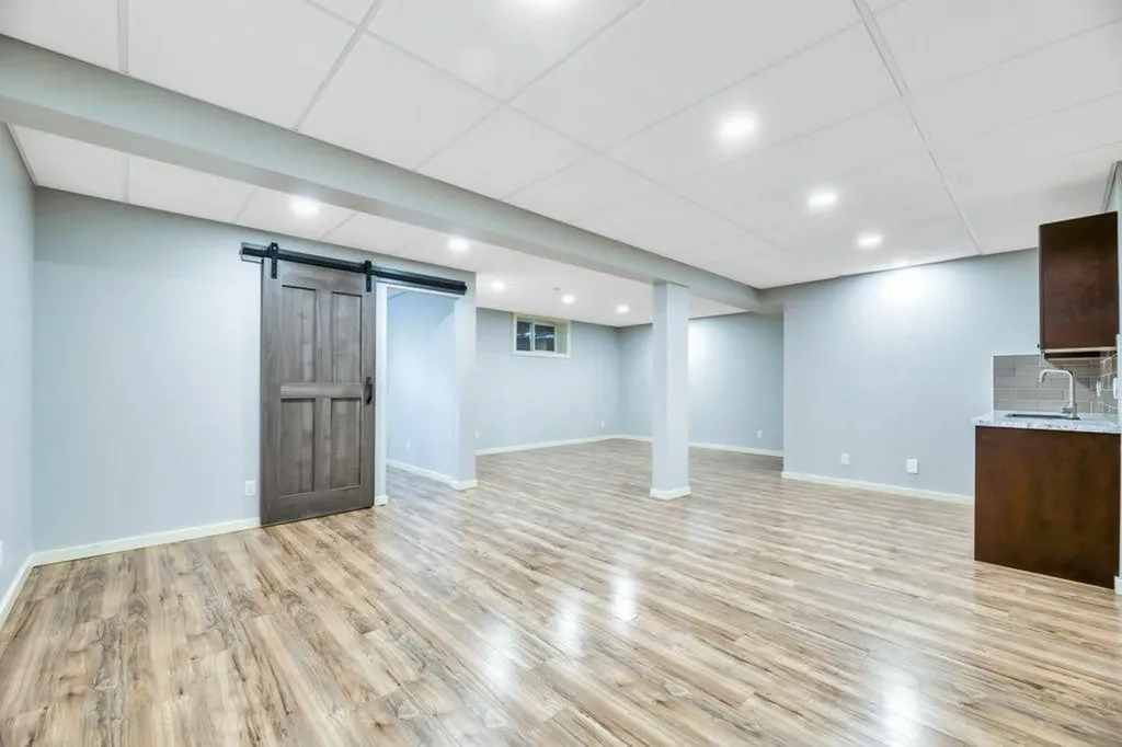 151 Cove Place Chestermere AB T1X 1J6
