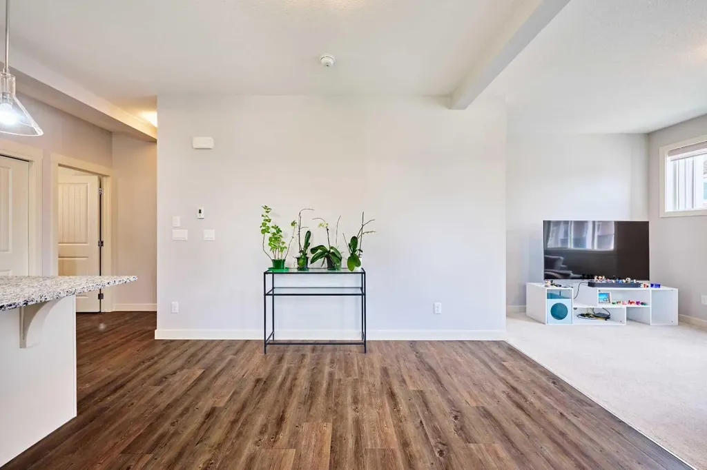 355 Nolancrest Heights NW Calgary AB T3R0Z9