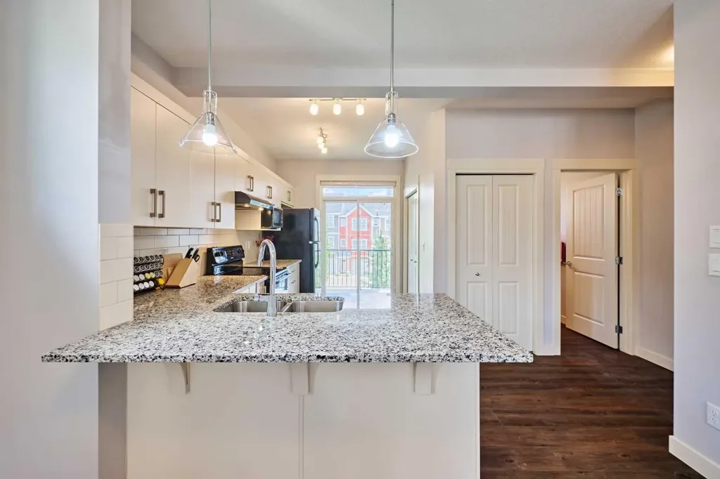 355 Nolancrest Heights NW Calgary AB T3R0Z9