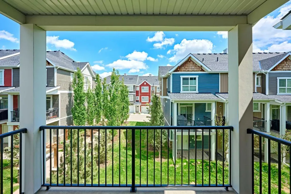 355 Nolancrest Heights NW Calgary AB T3R0Z9