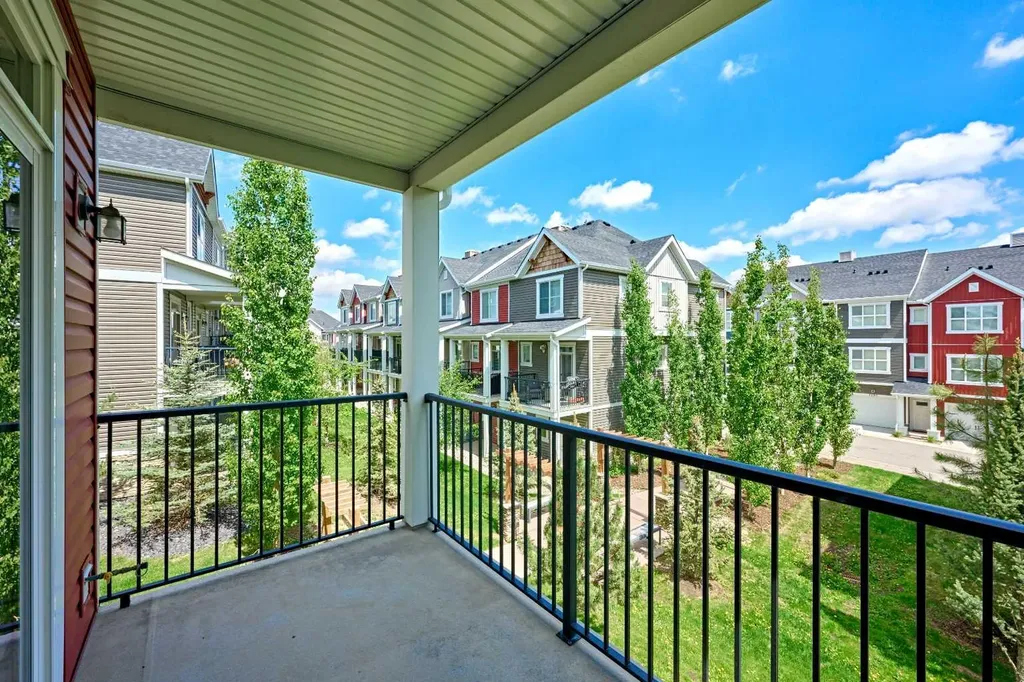 355 Nolancrest Heights NW Calgary AB T3R0Z9