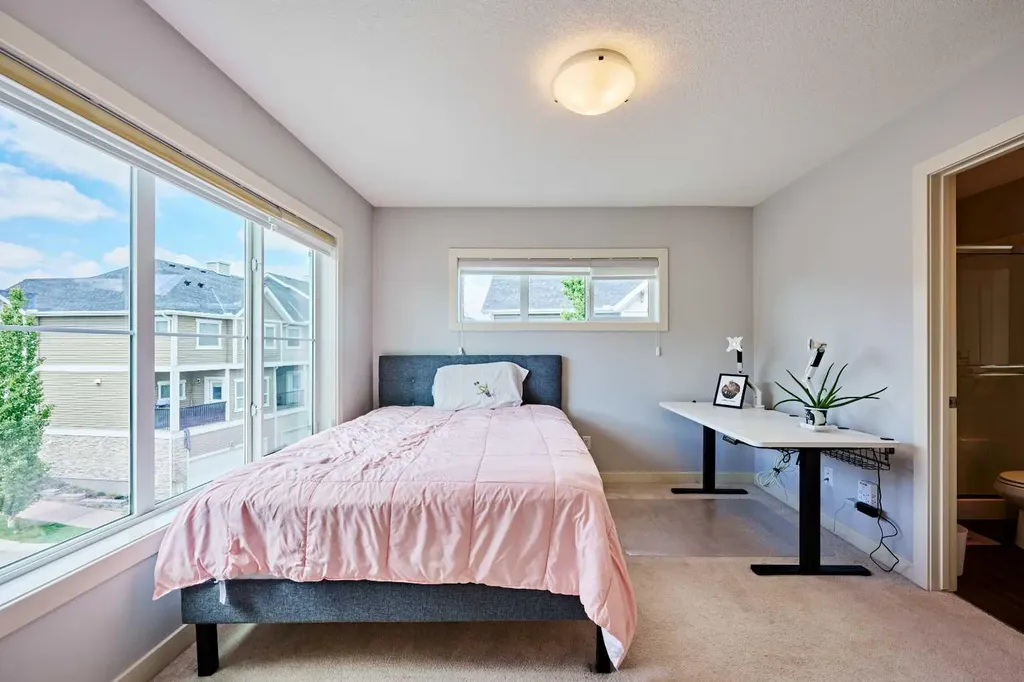 355 Nolancrest Heights NW Calgary AB T3R0Z9