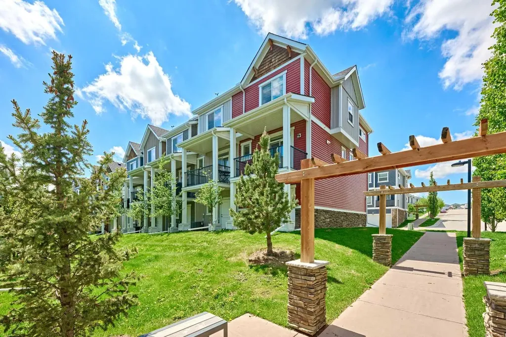 355 Nolancrest Heights NW Calgary AB T3R0Z9