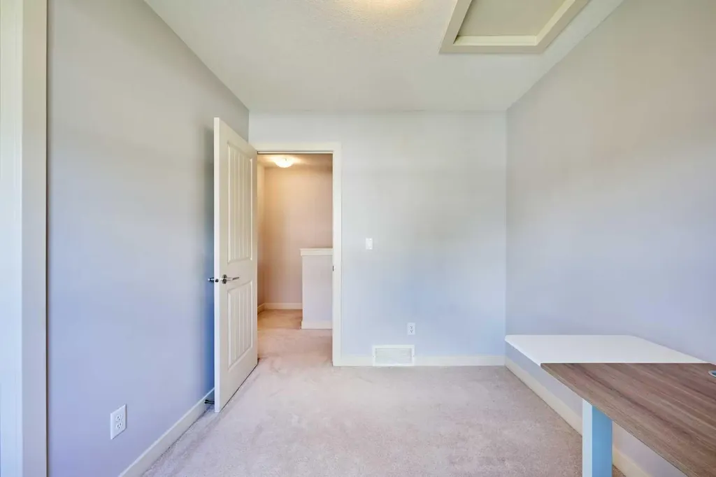 355 Nolancrest Heights NW Calgary AB T3R0Z9