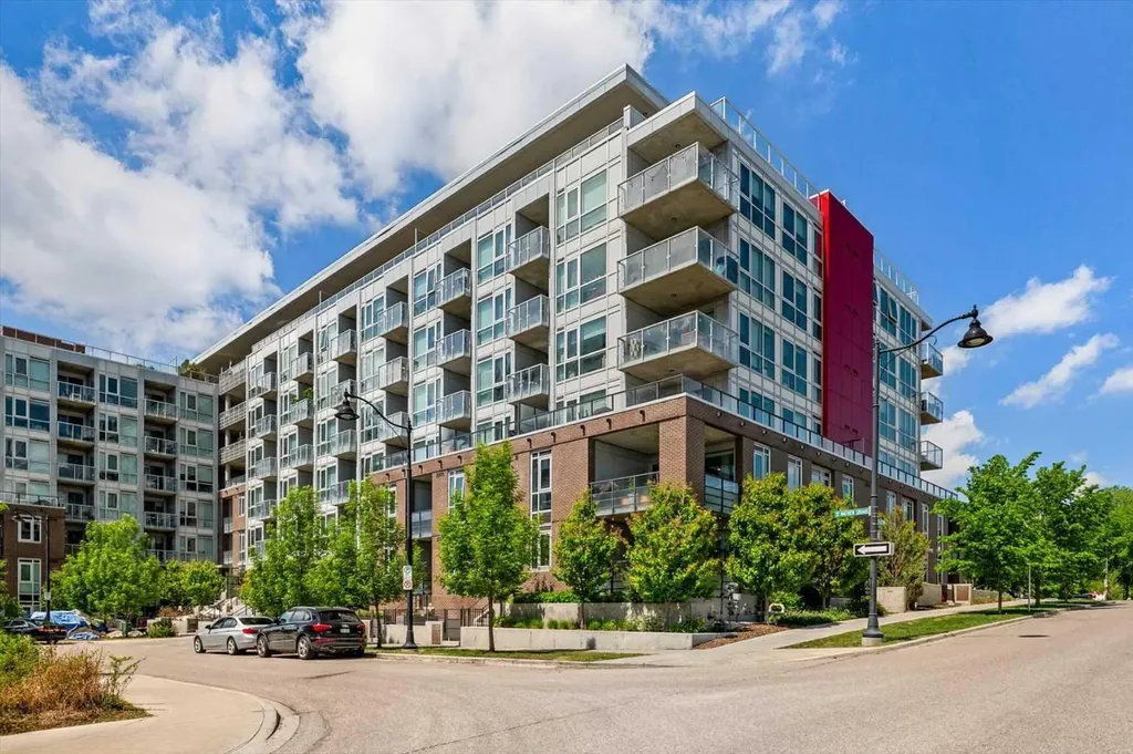 88 9 Street NE Calgary AB T2E 4E1