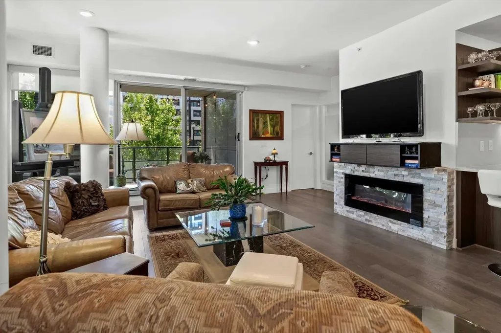 88 9 Street NE Calgary AB T2E 4E1