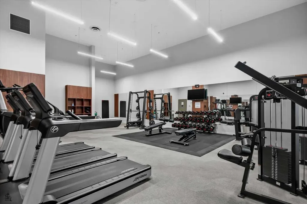88 9 Street NE Calgary AB T2E 4E1
