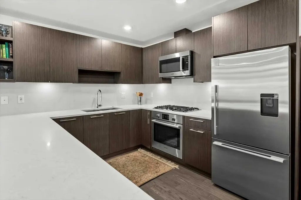 88 9 Street NE Calgary AB T2E 4E1