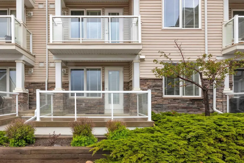 500 Rocky Vista Gardens NW Calgary AB T3G 0C3