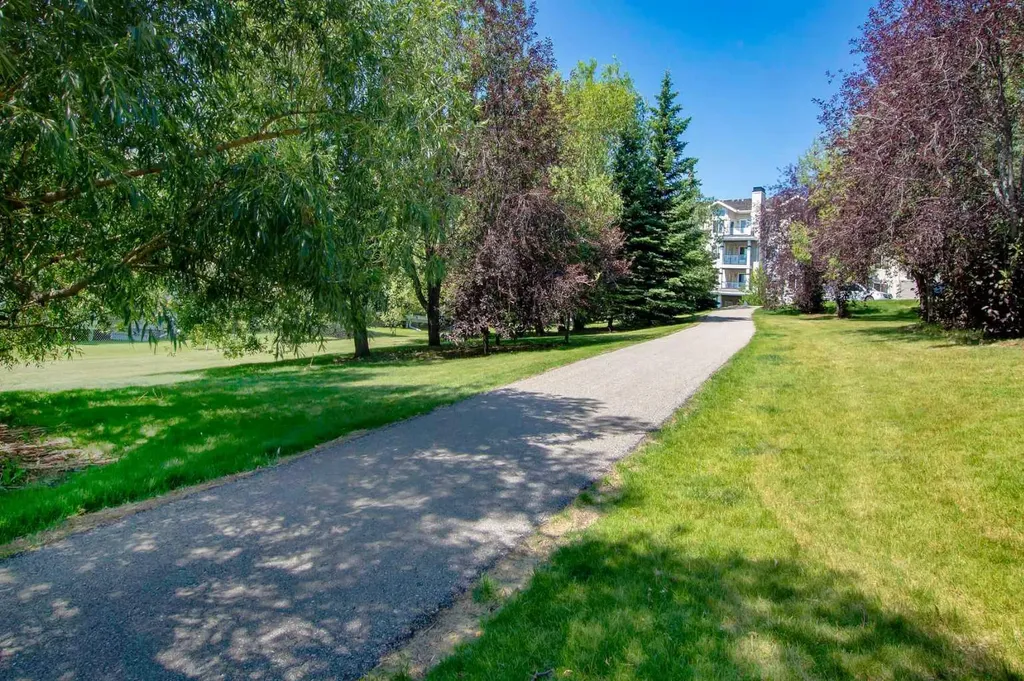 500 Rocky Vista Gardens NW Calgary AB T3G 0C3