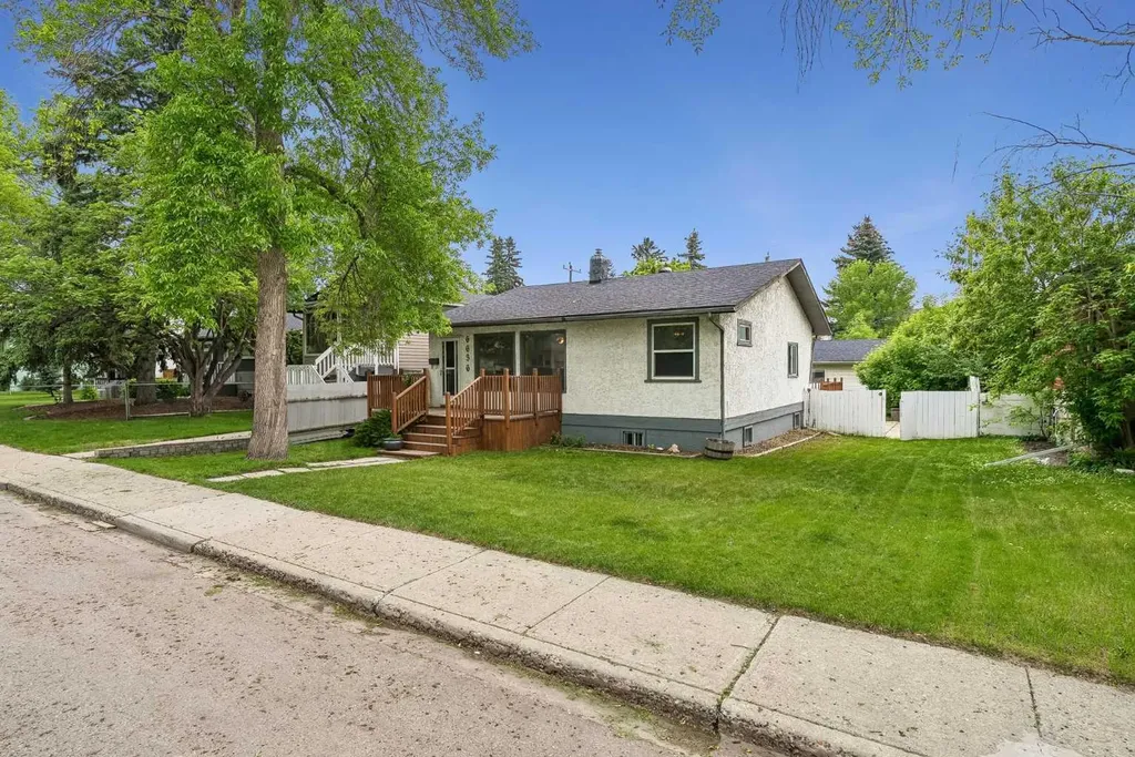 6636 18 Street SE Calgary AB T2C 0M6