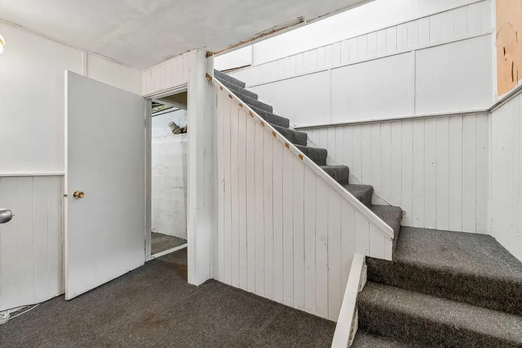 6636 18 Street SE Calgary AB T2C 0M6