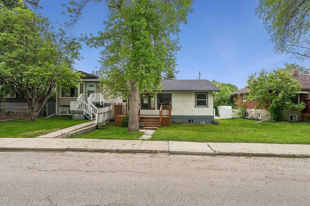 6636 18 Street SE Calgary AB T2C 0M6