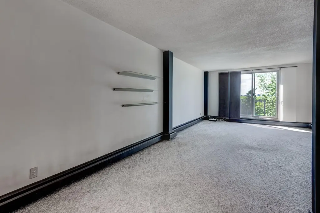 80 Galbraith Drive SW Calgary AB T3E 3H2