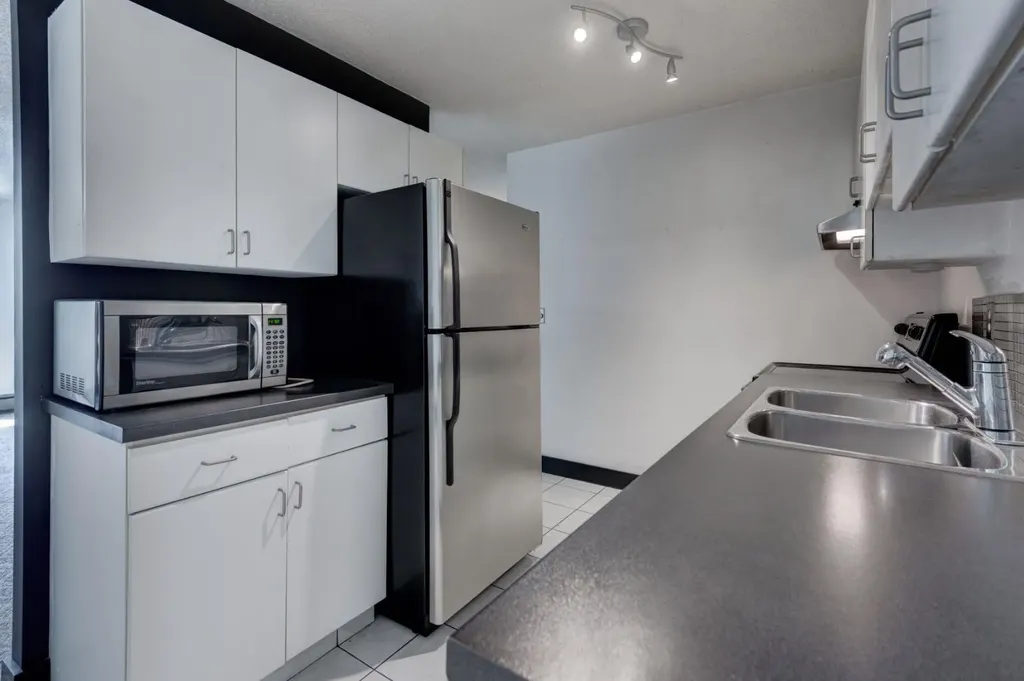 80 Galbraith Drive SW Calgary AB T3E 3H2