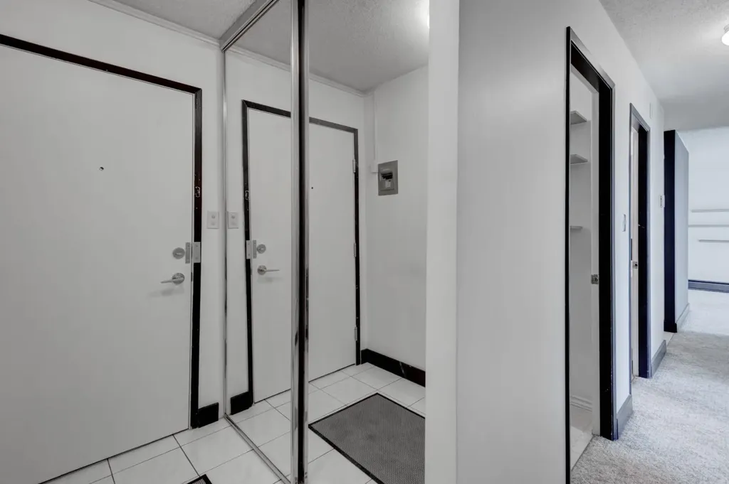 80 Galbraith Drive SW Calgary AB T3E 3H2