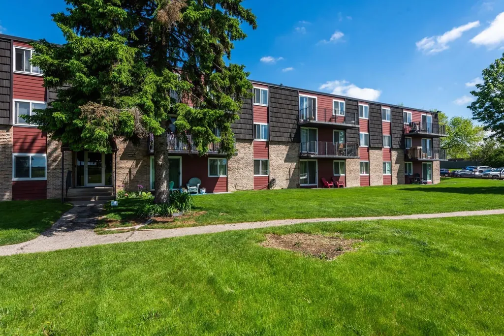 80 Galbraith Drive SW Calgary AB T3E 3H2