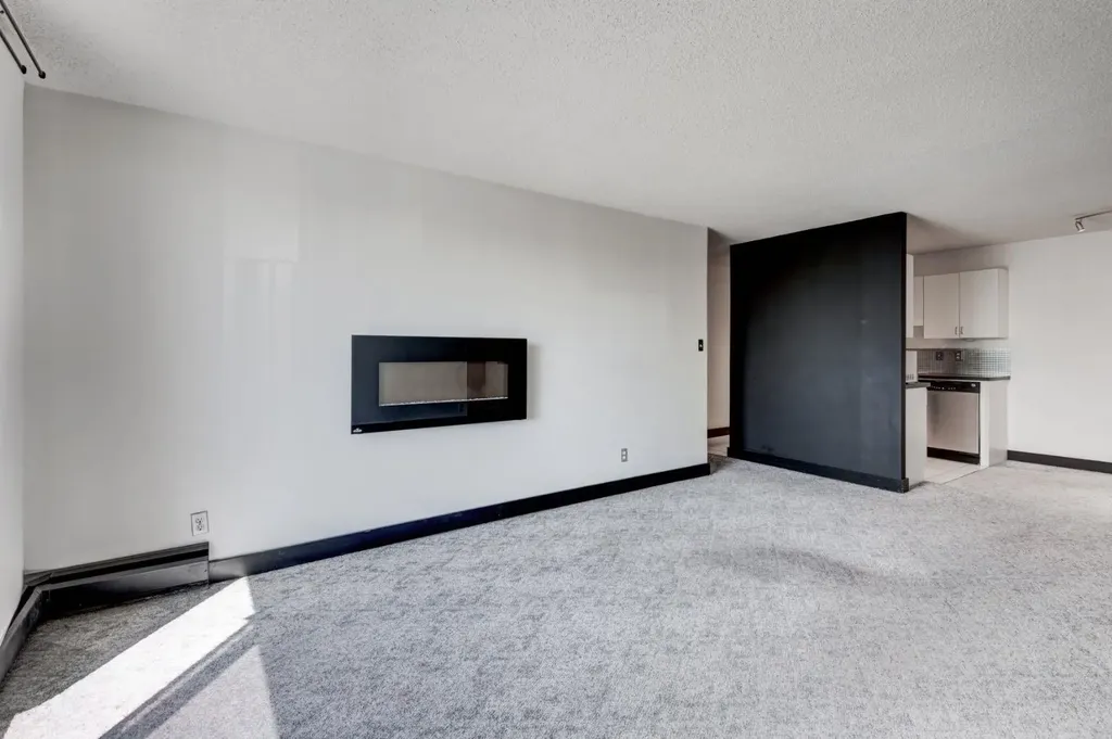 80 Galbraith Drive SW Calgary AB T3E 3H2