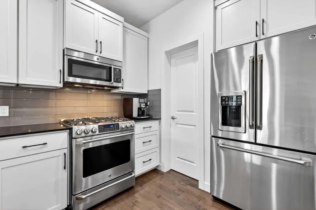 13 Cranarch Place SE Calgary AB T3M 0W6