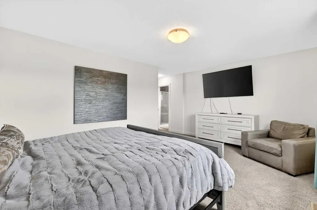 13 Cranarch Place SE Calgary AB T3M 0W6