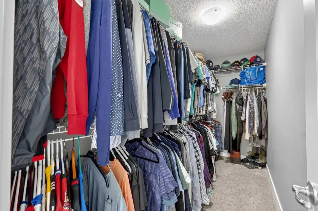 13 Cranarch Place SE Calgary AB T3M 0W6