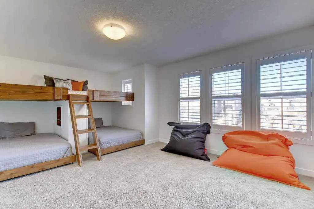 13 Cranarch Place SE Calgary AB T3M 0W6