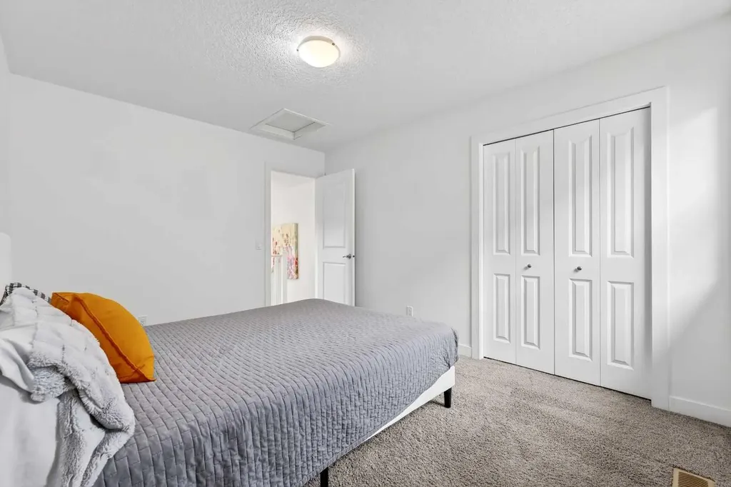 13 Cranarch Place SE Calgary AB T3M 0W6