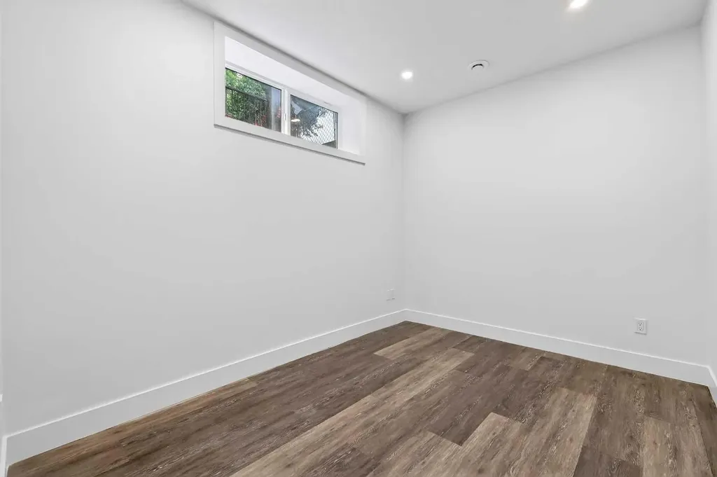 13 Cranarch Place SE Calgary AB T3M 0W6