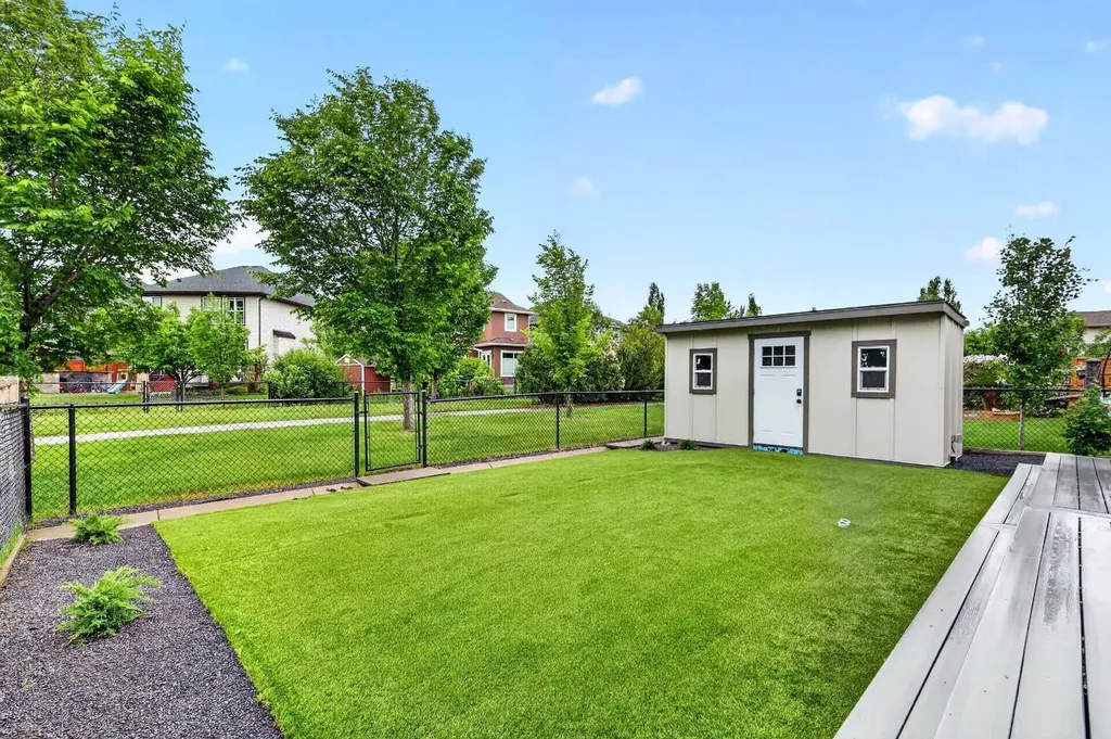 13 Cranarch Place SE Calgary AB T3M 0W6