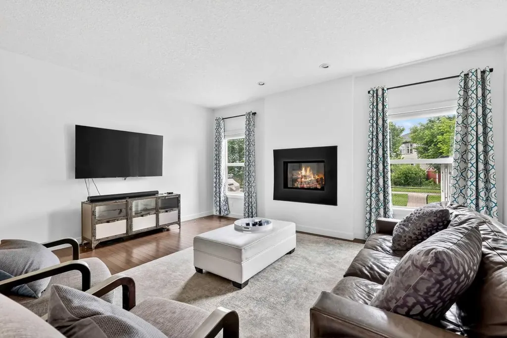 13 Cranarch Place SE Calgary AB T3M 0W6
