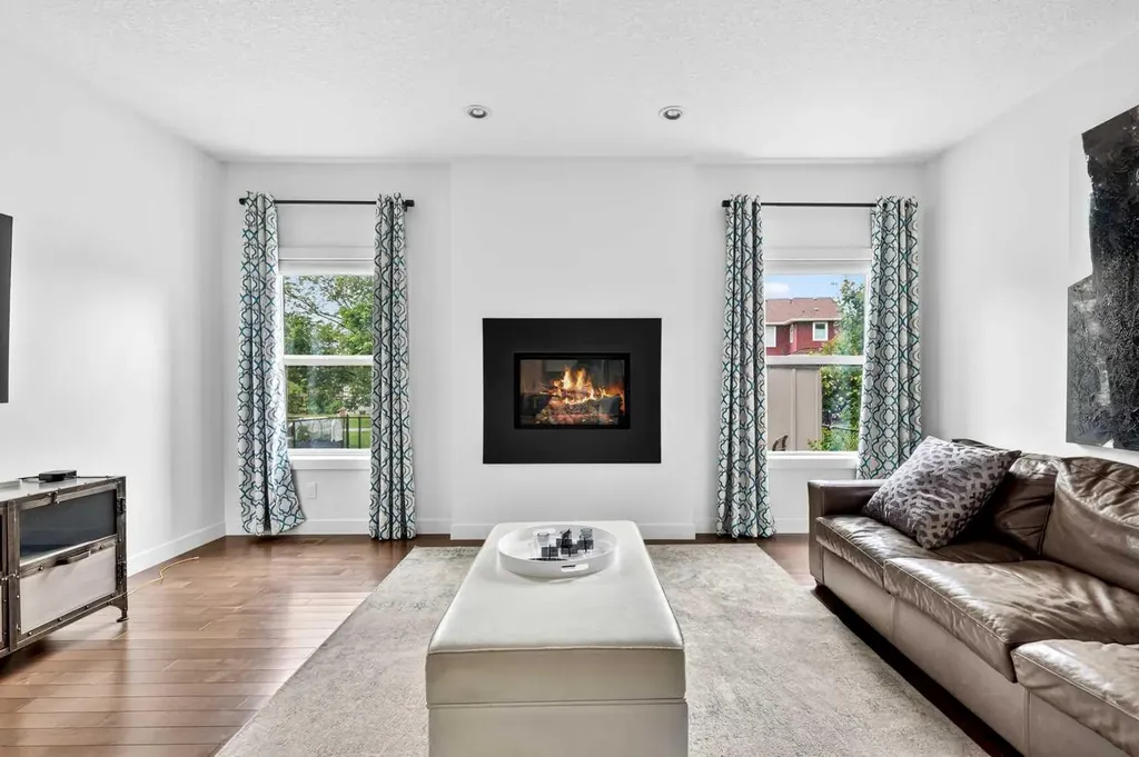 13 Cranarch Place SE Calgary AB T3M 0W6