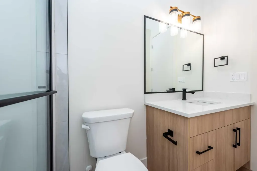 101 Waterford Passage Chestermere AB T1X 3B4