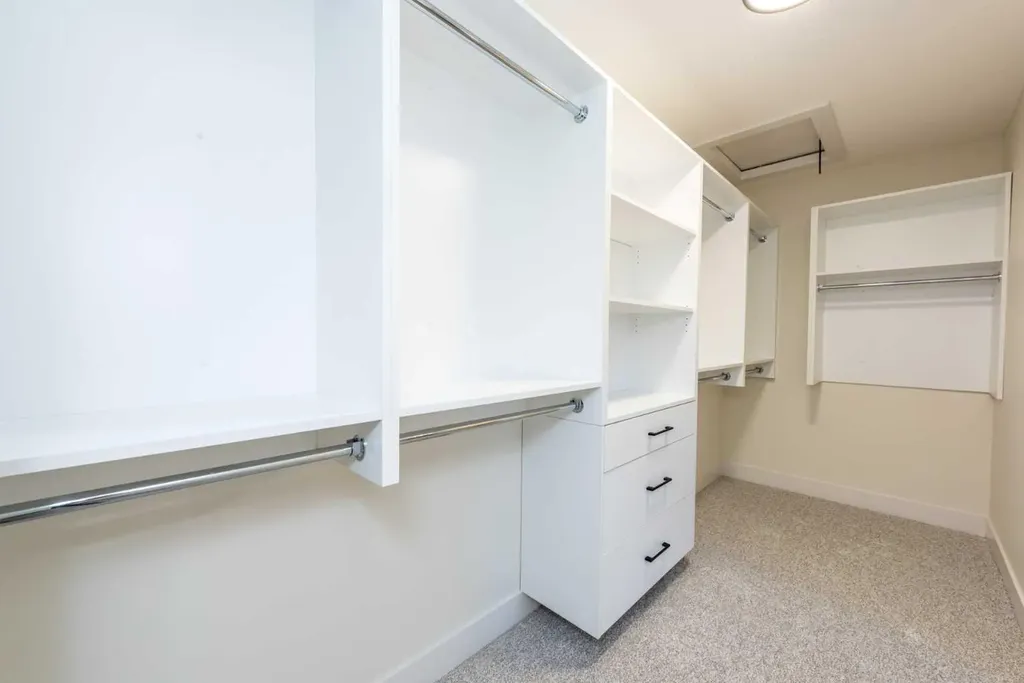 101 Waterford Passage Chestermere AB T1X 3B4