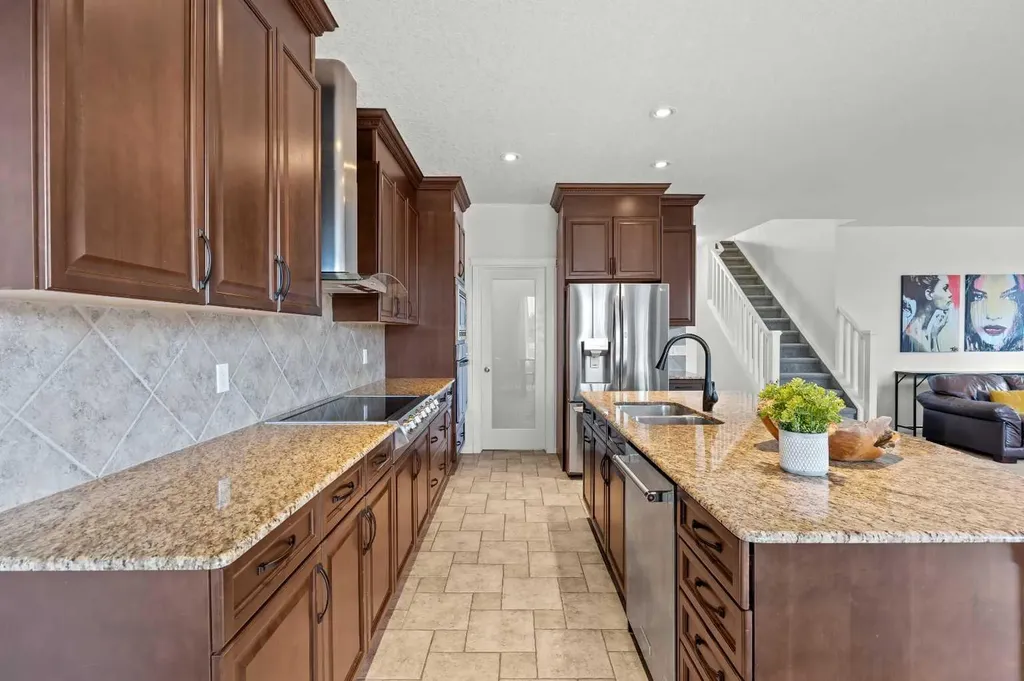 318 Coopers Drive SW Airdrie AB T4B0L8