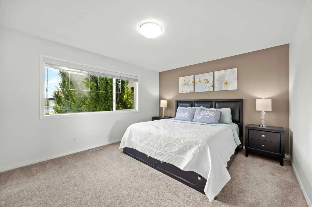 318 Coopers Drive SW Airdrie AB T4B0L8