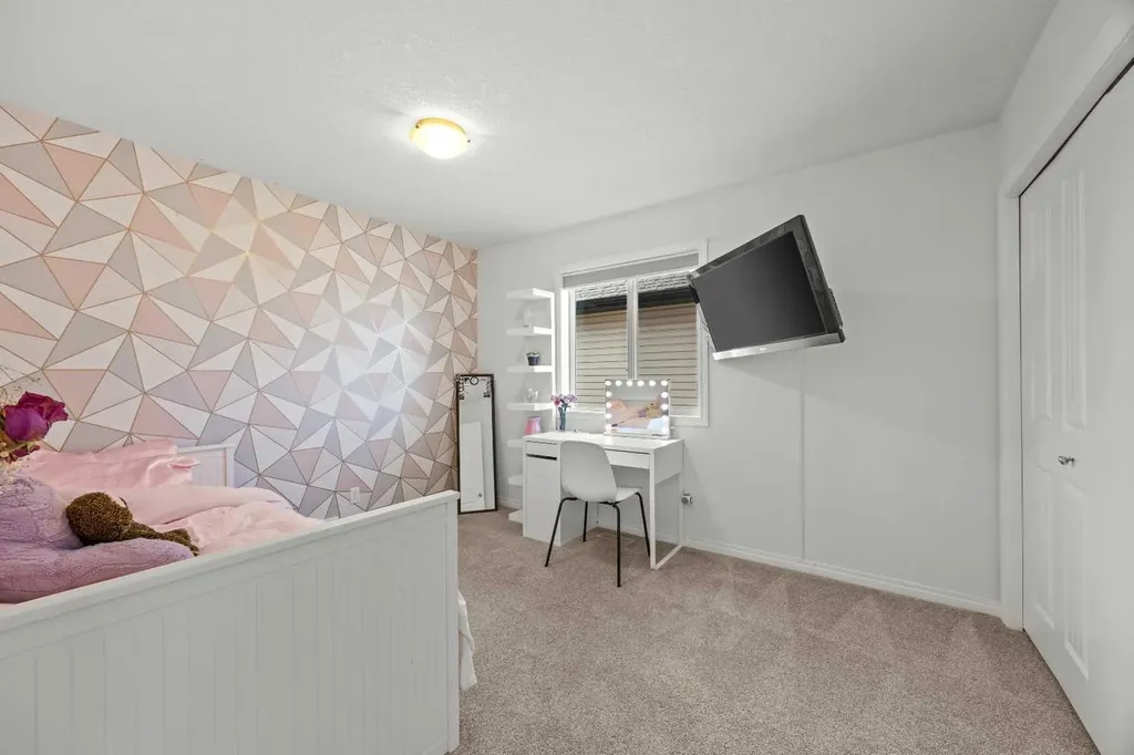 318 Coopers Drive SW Airdrie AB T4B0L8