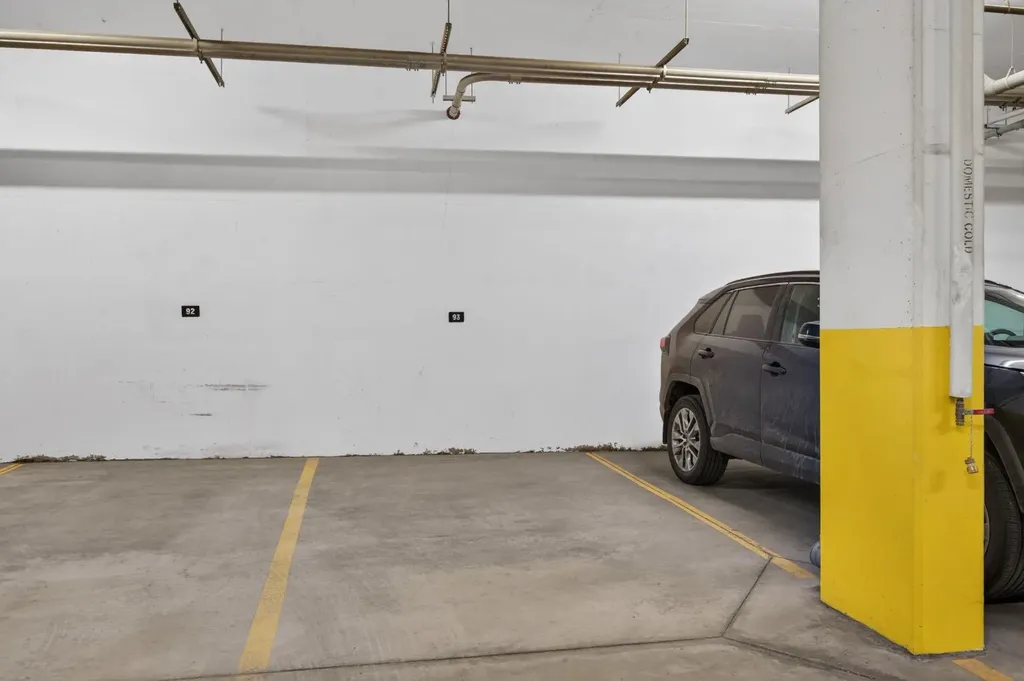238 Sage Valley Common NW Calgary AB T3R1X8