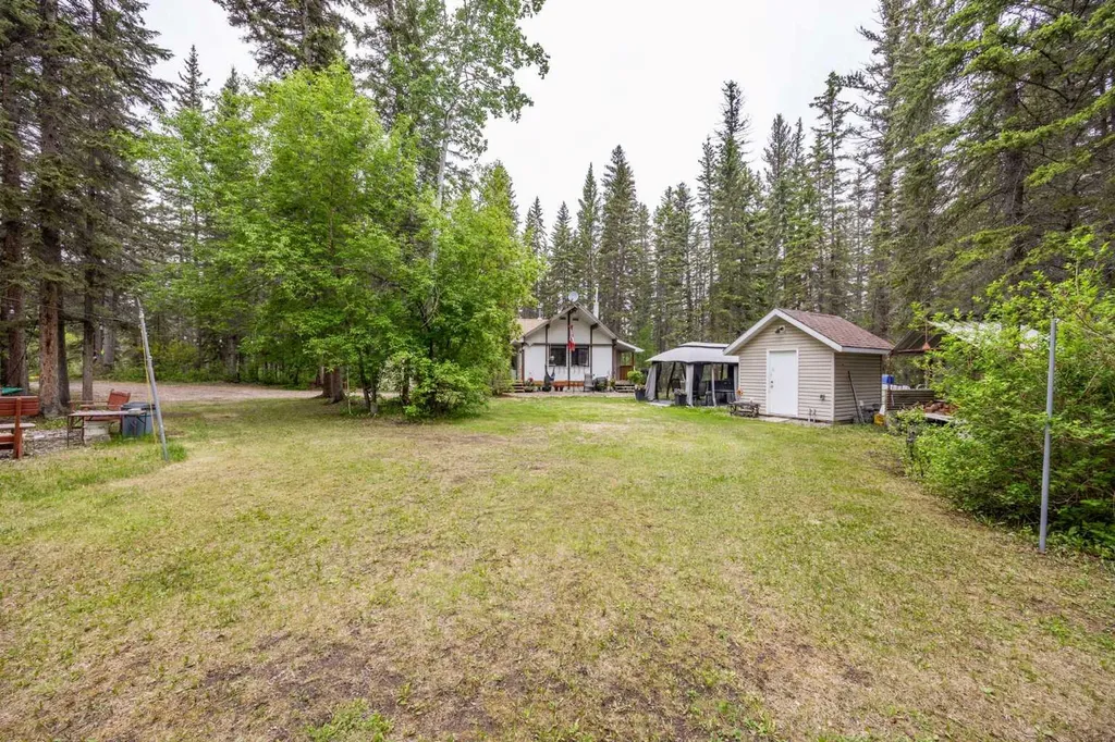 4042 Highway 587 Rural Red Deer County AB T0M 0K0