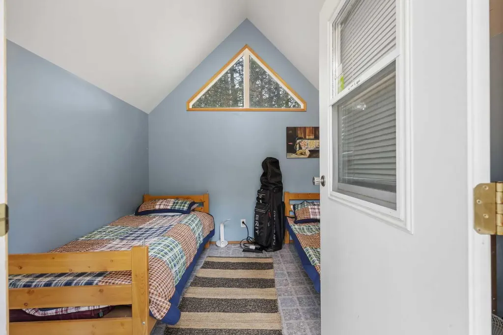 4042 Highway 587 Rural Red Deer County AB T0M 0K0