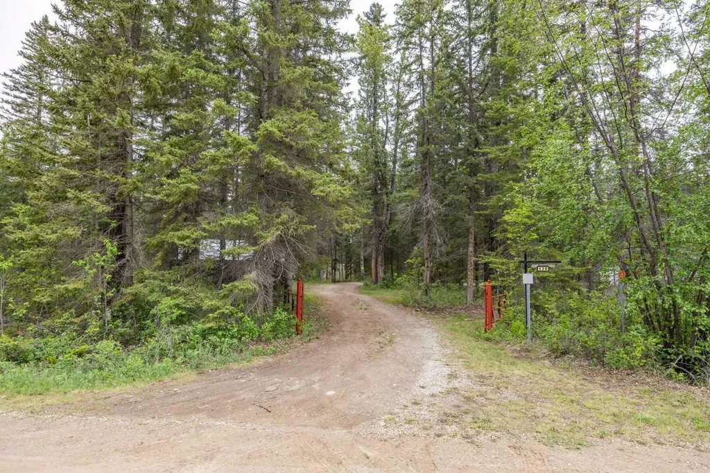 4042 Highway 587 Rural Red Deer County AB T0M 0K0