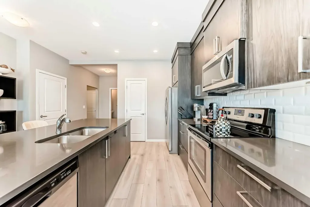 984 Seton Circle SE Calgary AB T3M 2V2