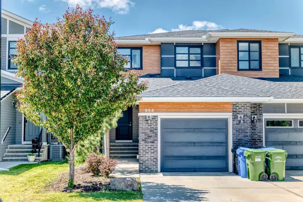 984 Seton Circle SE Calgary AB T3M 2V2