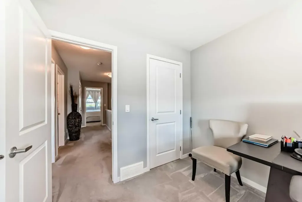 984 Seton Circle SE Calgary AB T3M 2V2