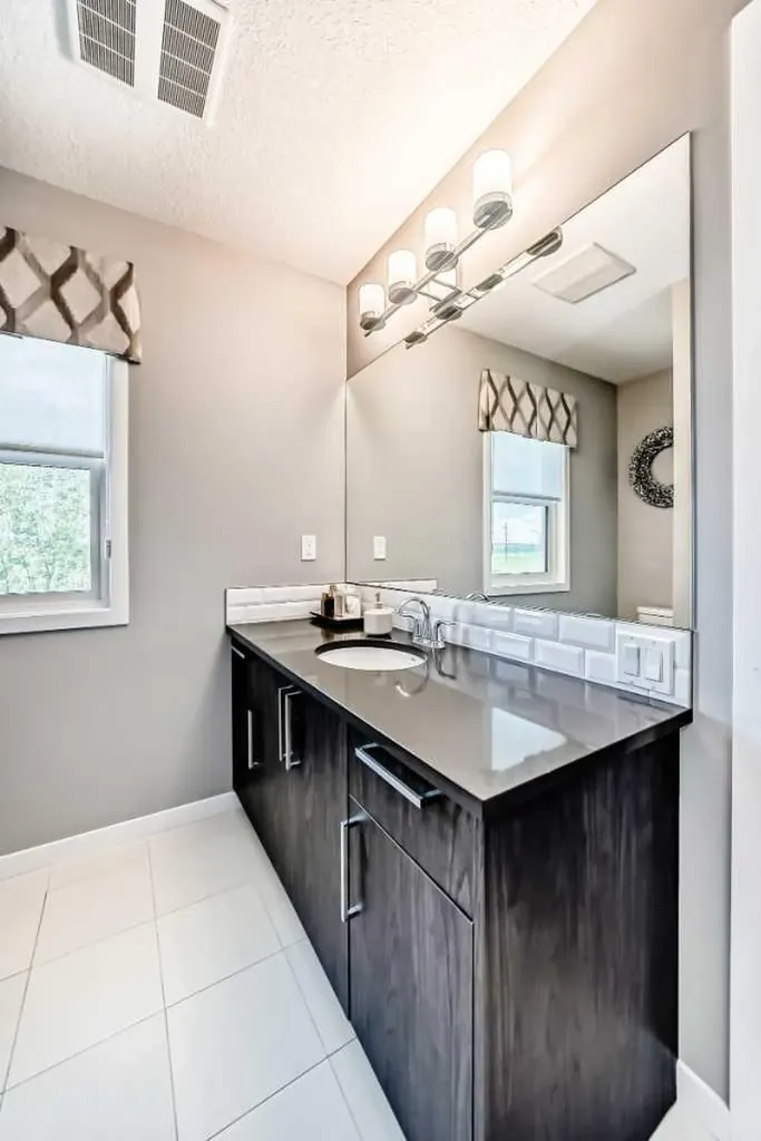 984 Seton Circle SE Calgary AB T3M 2V2