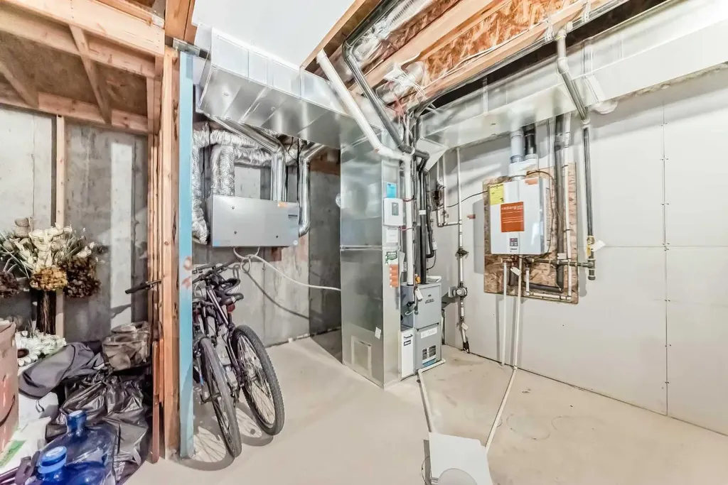 984 Seton Circle SE Calgary AB T3M 2V2